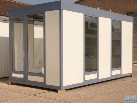 bodentiefe_Fenster.jpg mit bodentiefen Fenstern